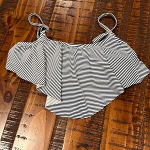 2/$5 Black and White Striped Bikini top